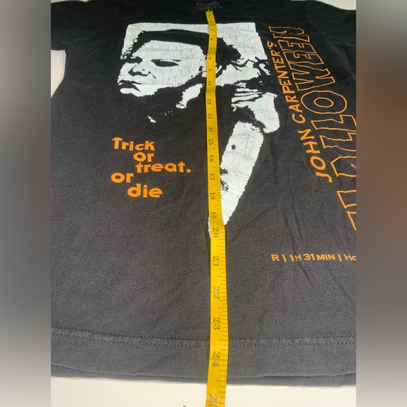 Halloween Horror Movie Shirt Michael Myers Trick or Treat or Die John Carpenter - Picture 4 of 9
